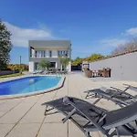 Bella Area بيت للعطل *
