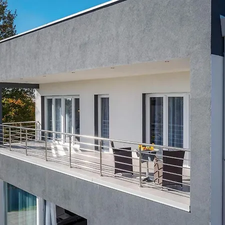 度假居 Bella Area *